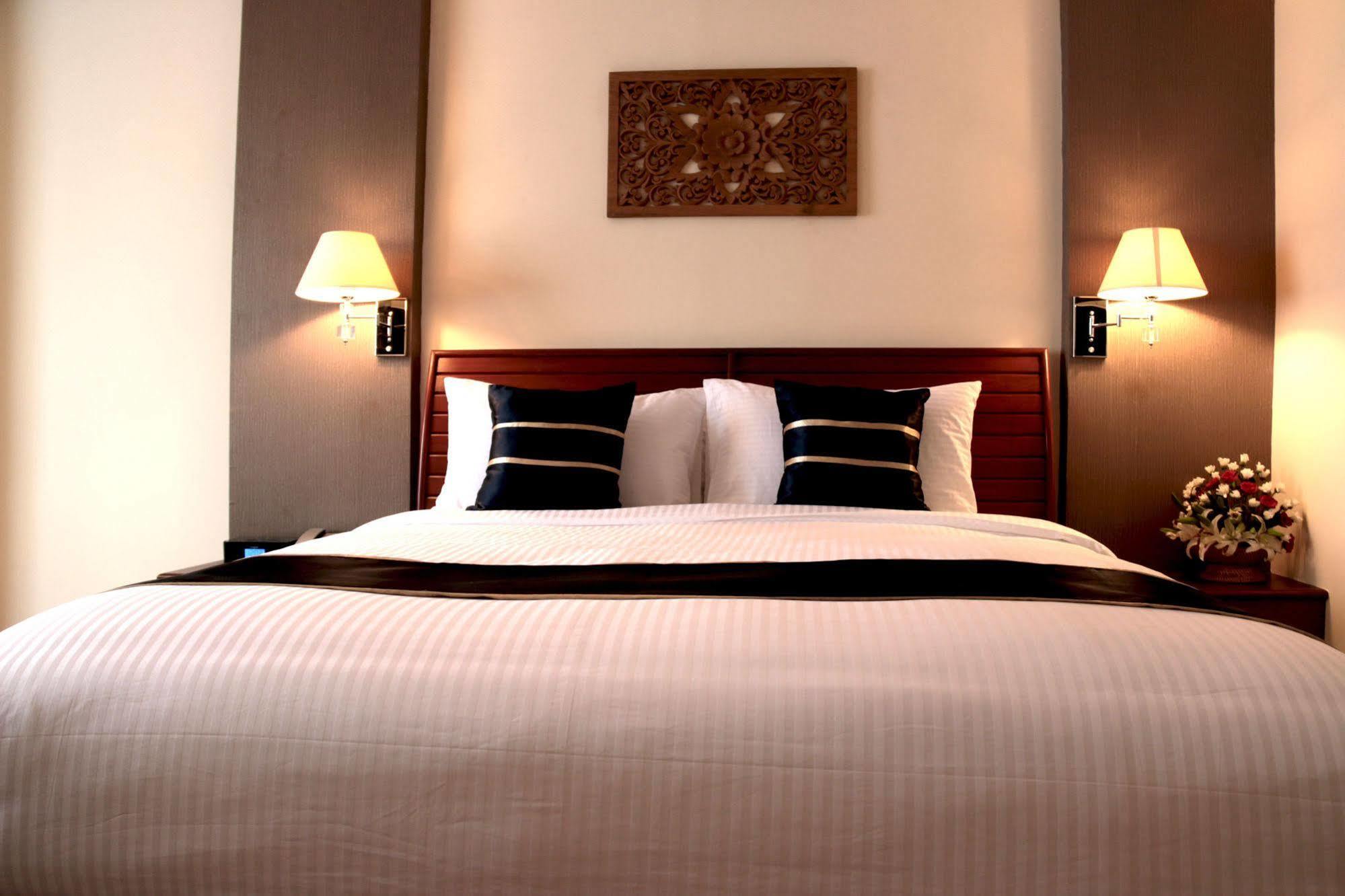 Eastern Palace Hotel Μανταλέι Εξωτερικό φωτογραφία